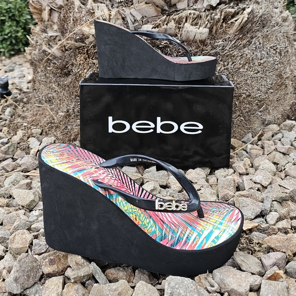 Wedge thong sandals - Picture 3 of 7